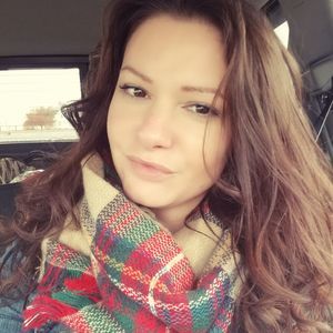 Meet your Posher, Leora